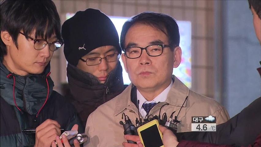 김광준 검사 12시간여 조사…오전 재출석