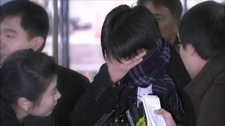 ‘성추문 검사’ 처벌 유야무야?