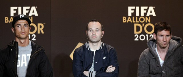8일(한국시간) 스위스 취리히에서 열릴 국제축구연맹(FIFA) 2012년 시상식에 앞서 발롱도로의 후보 호날두(왼쪽), 이니에스타(가운데), 메시(오른쪽)이 기자회견을 갖고있다.
