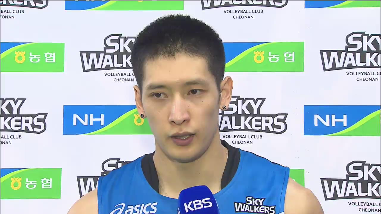 ‘문성민 4세트 대폭발’ 현대캐피탈 승리