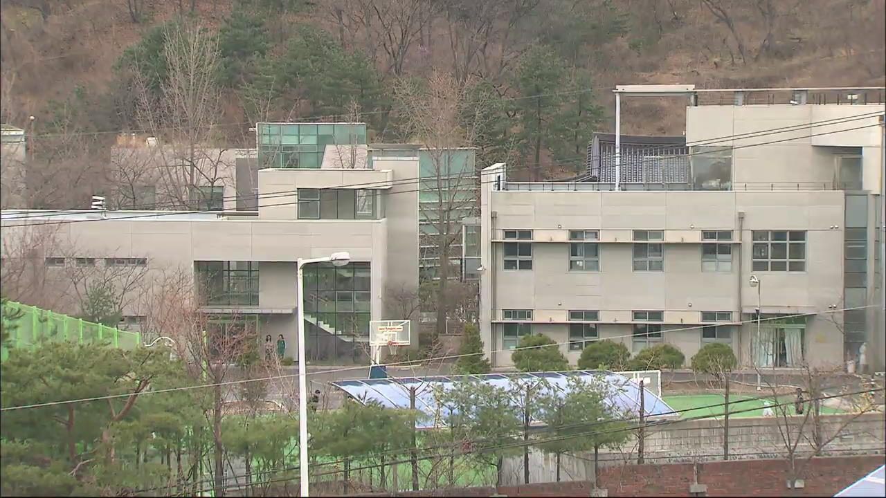 외국인 학교 무자격 학생 무더기 적발