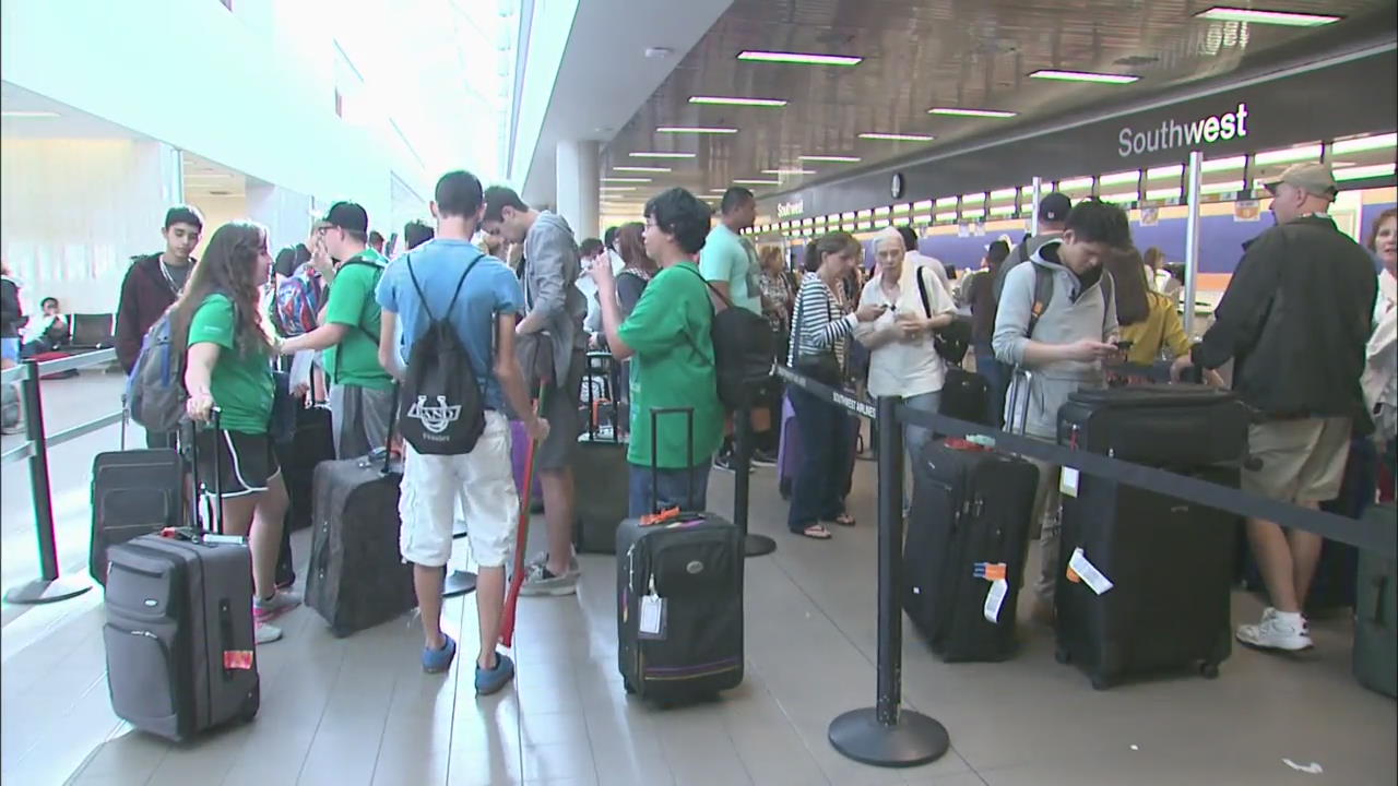 美 공항, 항공편 지연·운항 취소 잇따라