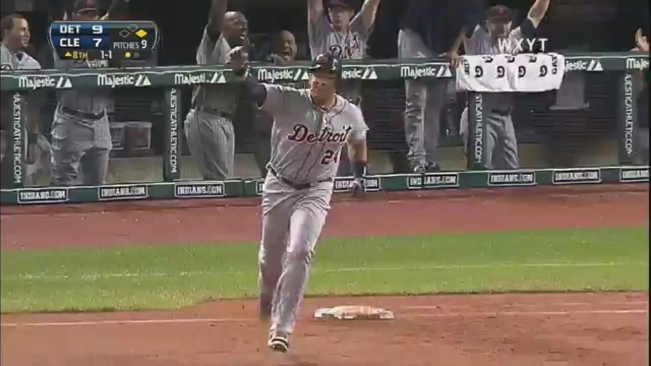 [오늘의 영상] MLB의 자책골? 중견수 맞고 황당 홈런