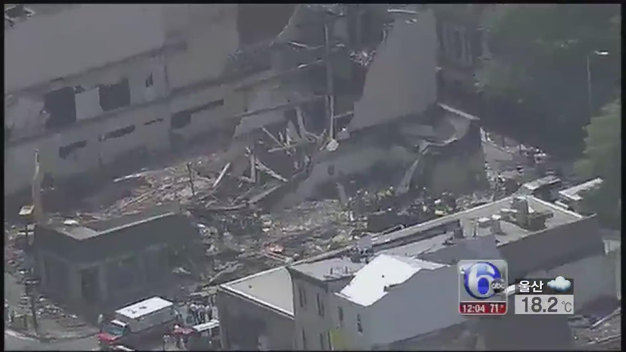 美 필라델피아 철거 건물 붕괴…6명 사망