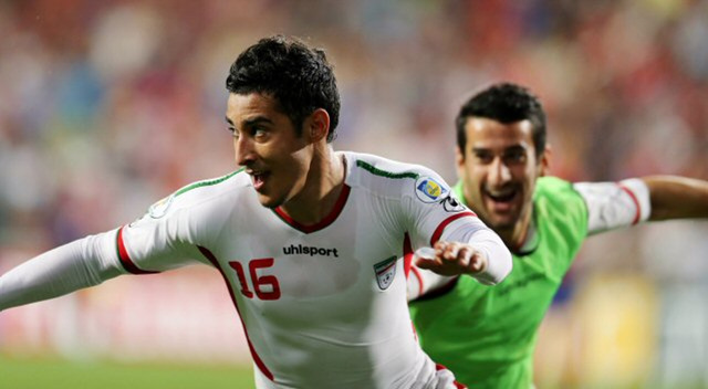 18일 울산 문수월드컵경기장에서 열린 2014 브라질 월드컵 최종 예선 한국과 이란의 경기에서 골을 넣은 이란 레자가 기뻐하고 있다.