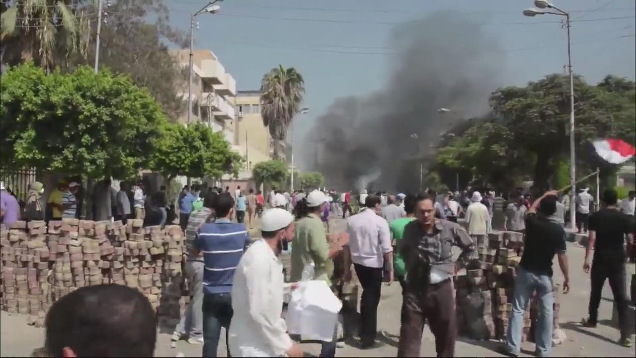 이집트, 시위대에 발포…민간인 5백여 명 사망