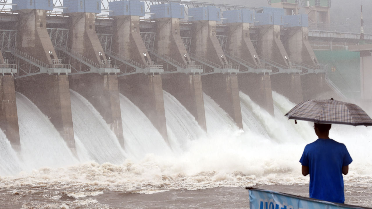 북한강 수계 댐 수위 조절…초당 만여 톤 방류