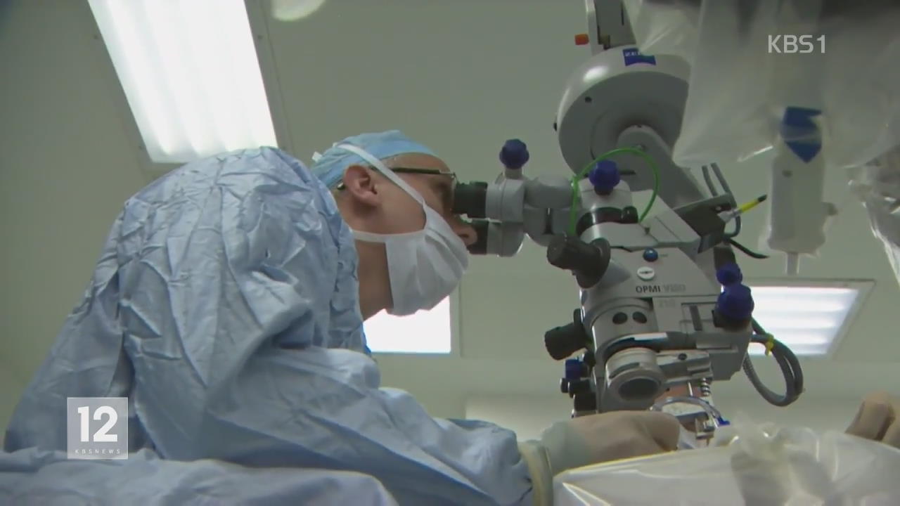 英, 세계 최초 ‘눈 속 수술 로봇 투입’