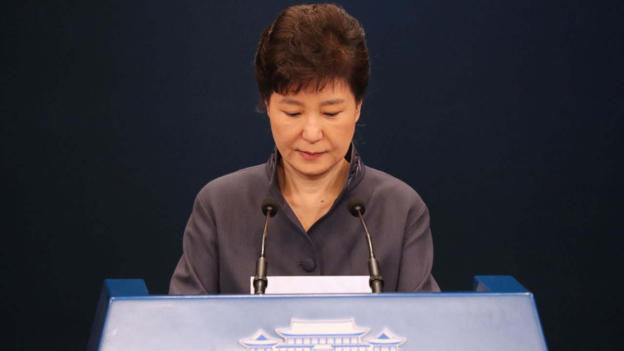 박 대통령 대국민 사과…“최순실 의견 들었다”