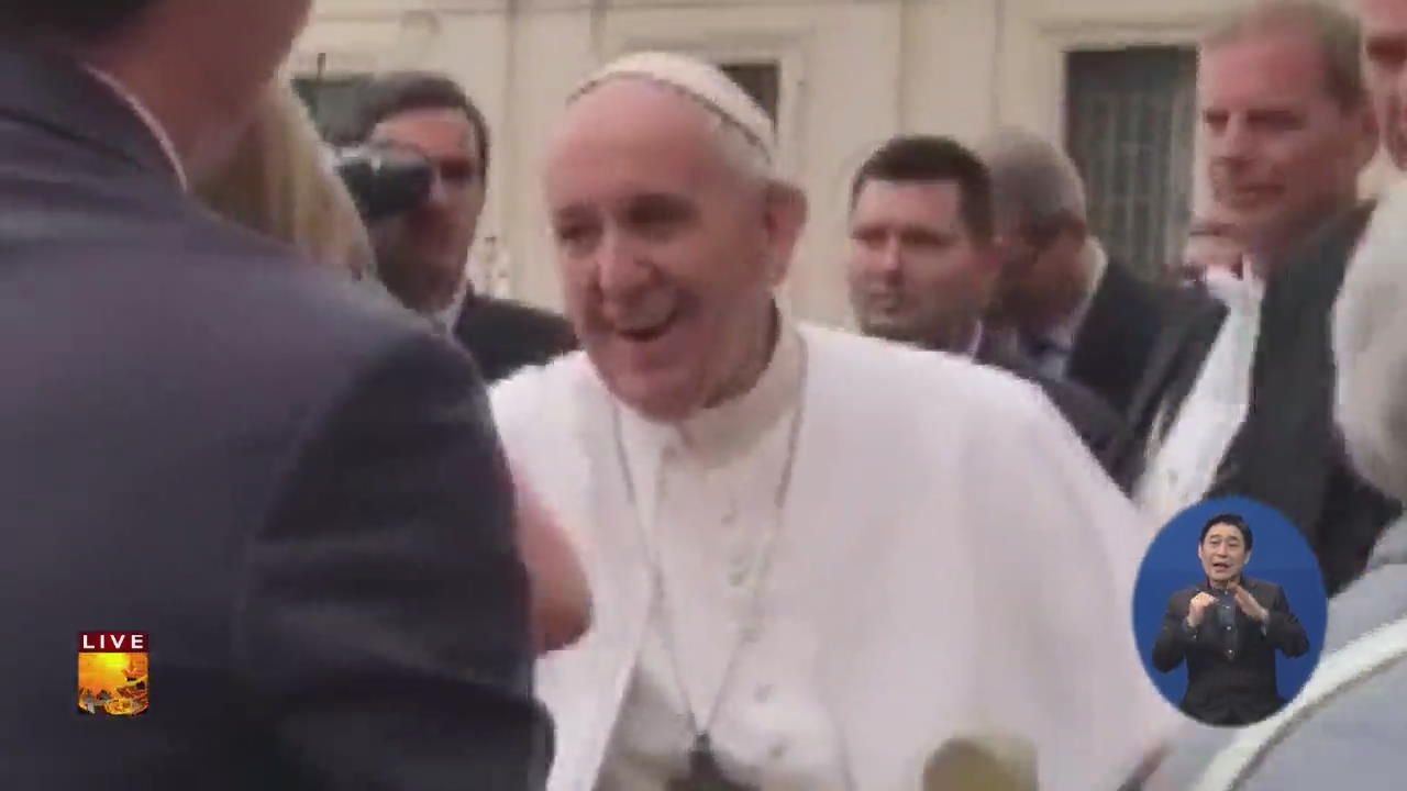 [글로벌24 브리핑] “모자가 궁금했어요~”…교황의 반응은?