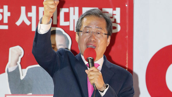 홍준표 “체제 전쟁 질 수 없어…보수 대결집”