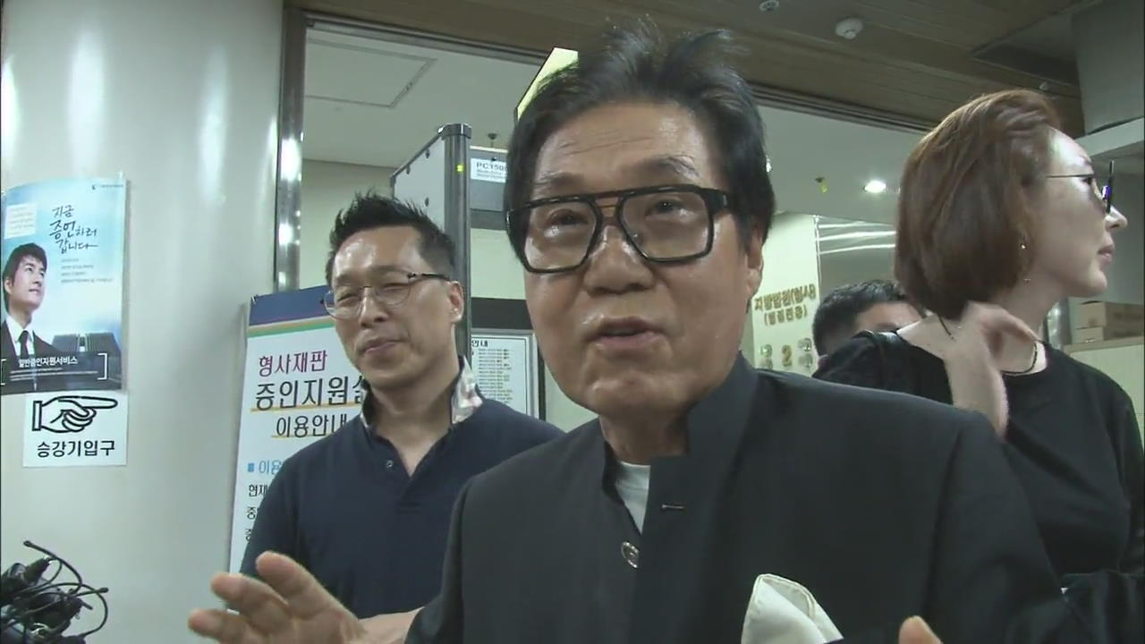 [연예수첩] ‘사기 혐의’ 조영남, 1년 6개월 구형