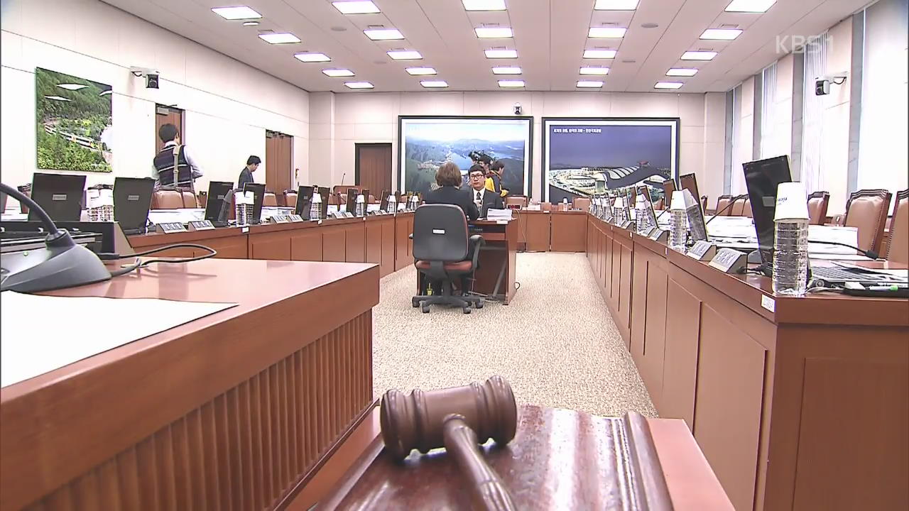 “적폐 청산” vs “안보·경제 불안”…여야 민심 공방