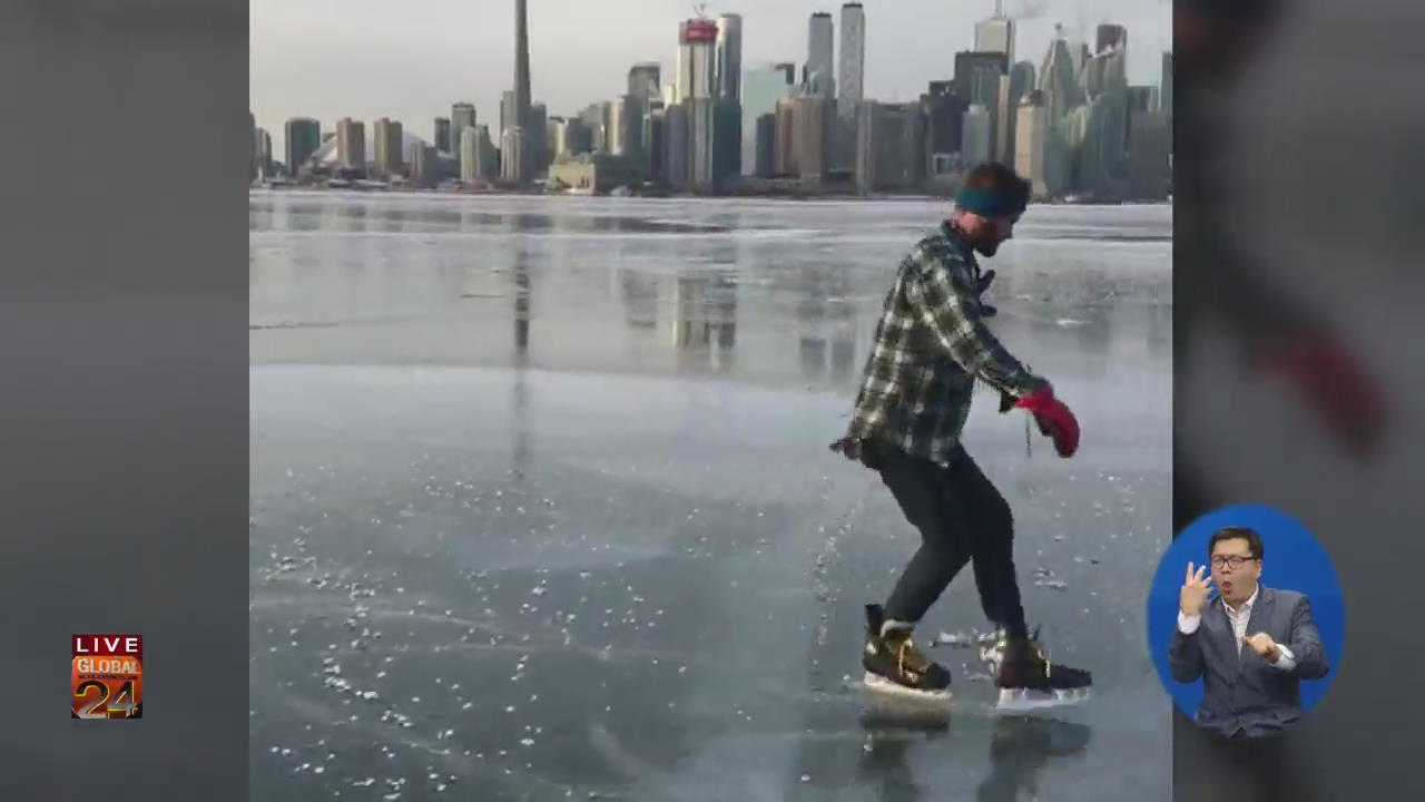 [글로벌24 브리핑] 마천루를 배경으로…한파가 만든 스케이트장