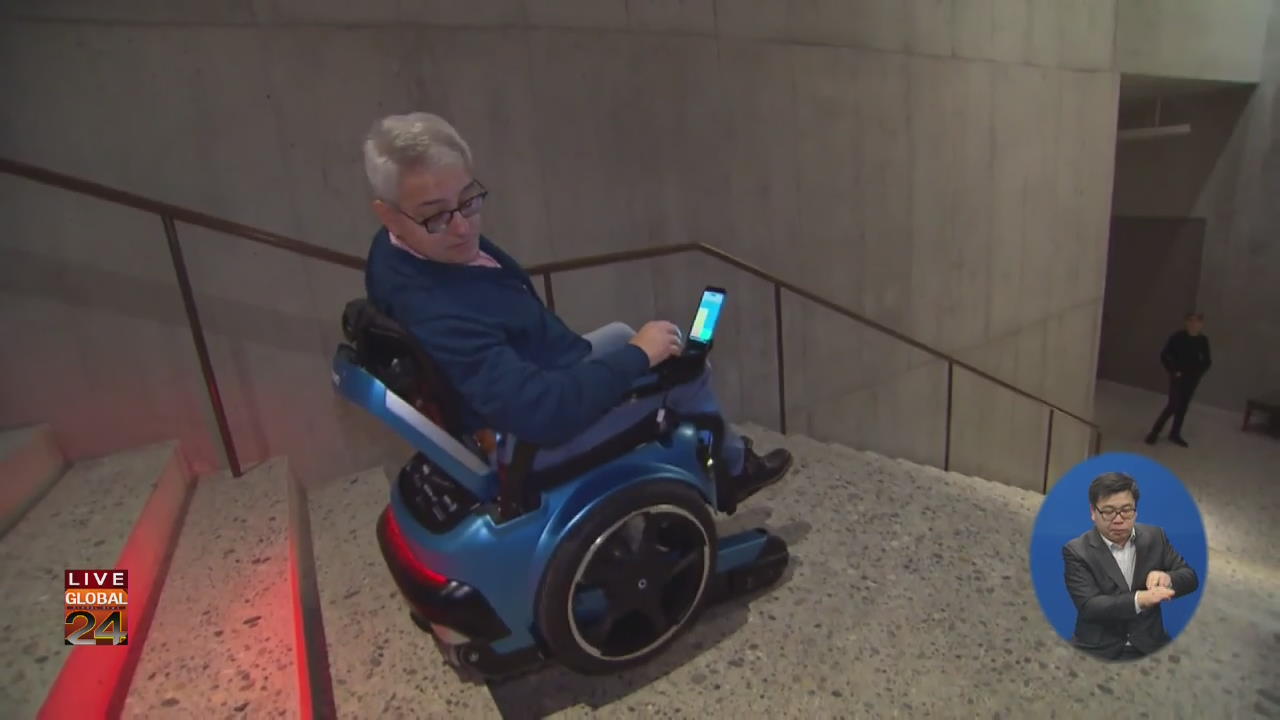 스위스, 계단 오르내리는 전동 휠체어 출시