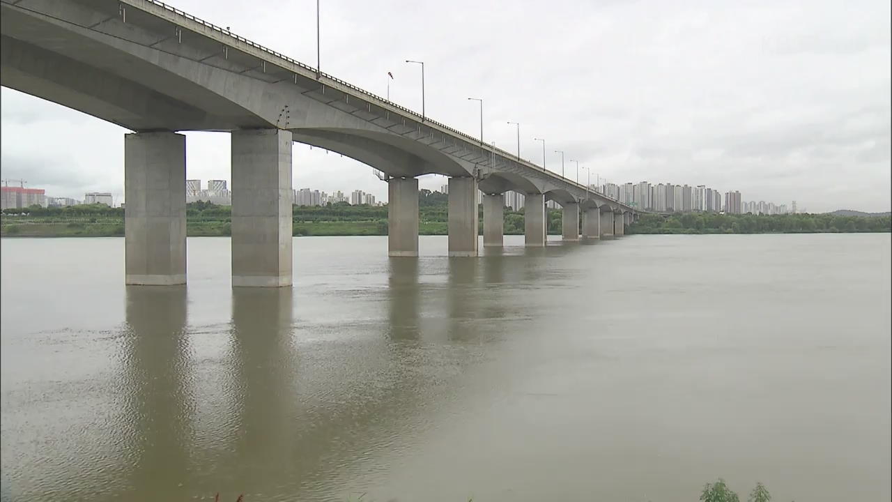 ‘유튜버 모델 사진 유출’ 스튜디오 실장 한강 투신