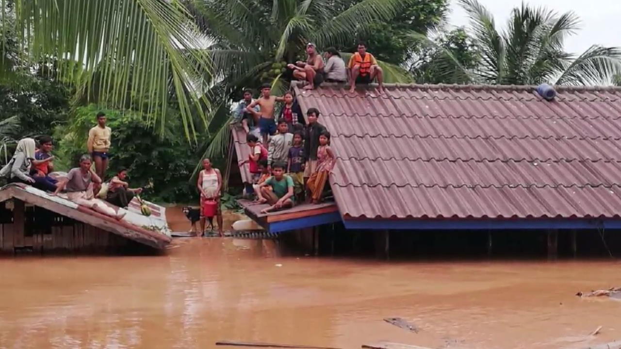 ‘SK건설 시공’ 라오스 댐 홍수로 일부 무너져…수백 명 실종