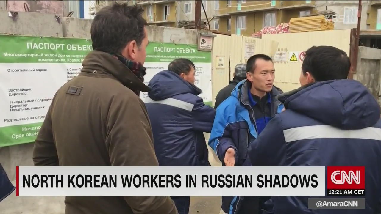 러시아 건설 현장에서 일하는 북한 노동자들