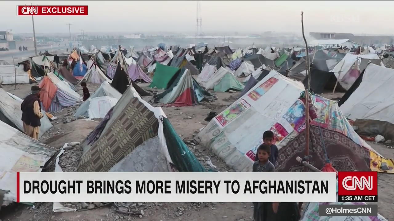 아프가니스탄 난민들, 자녀까지 사고 팔아