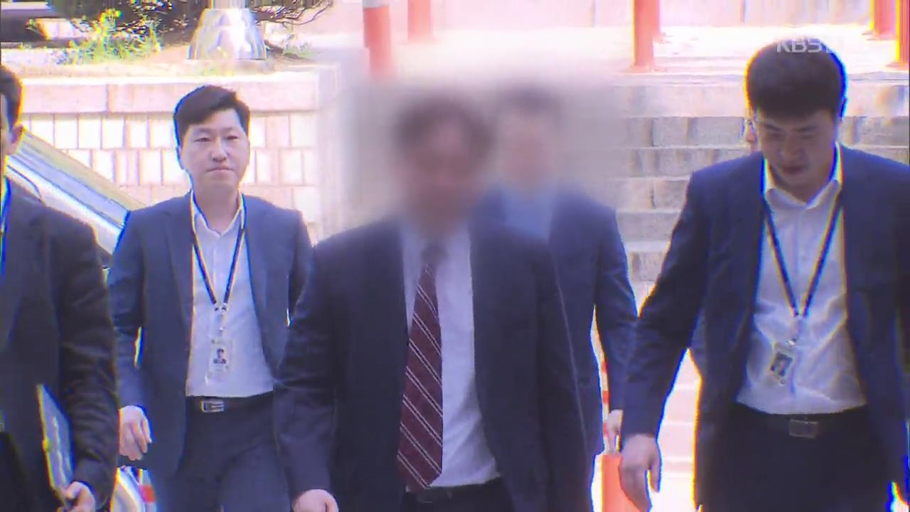 ‘삼성바이오 증거인멸 혐의’ 삼성전자 임원 2명 구속
