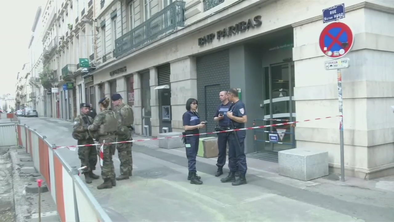 프랑스 리옹서 ‘소포 폭발물’ 터져…최소 13명 부상