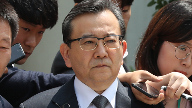 ‘성접대·뇌물수수’ 김학의, 다음달 4일 재판절차 시작