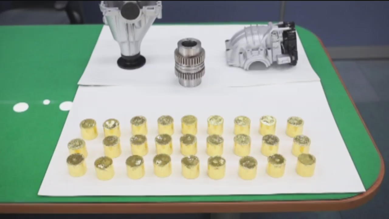 차 부품에 금괴 숨겨 밀반출…화물 검사 ‘무용지물’
