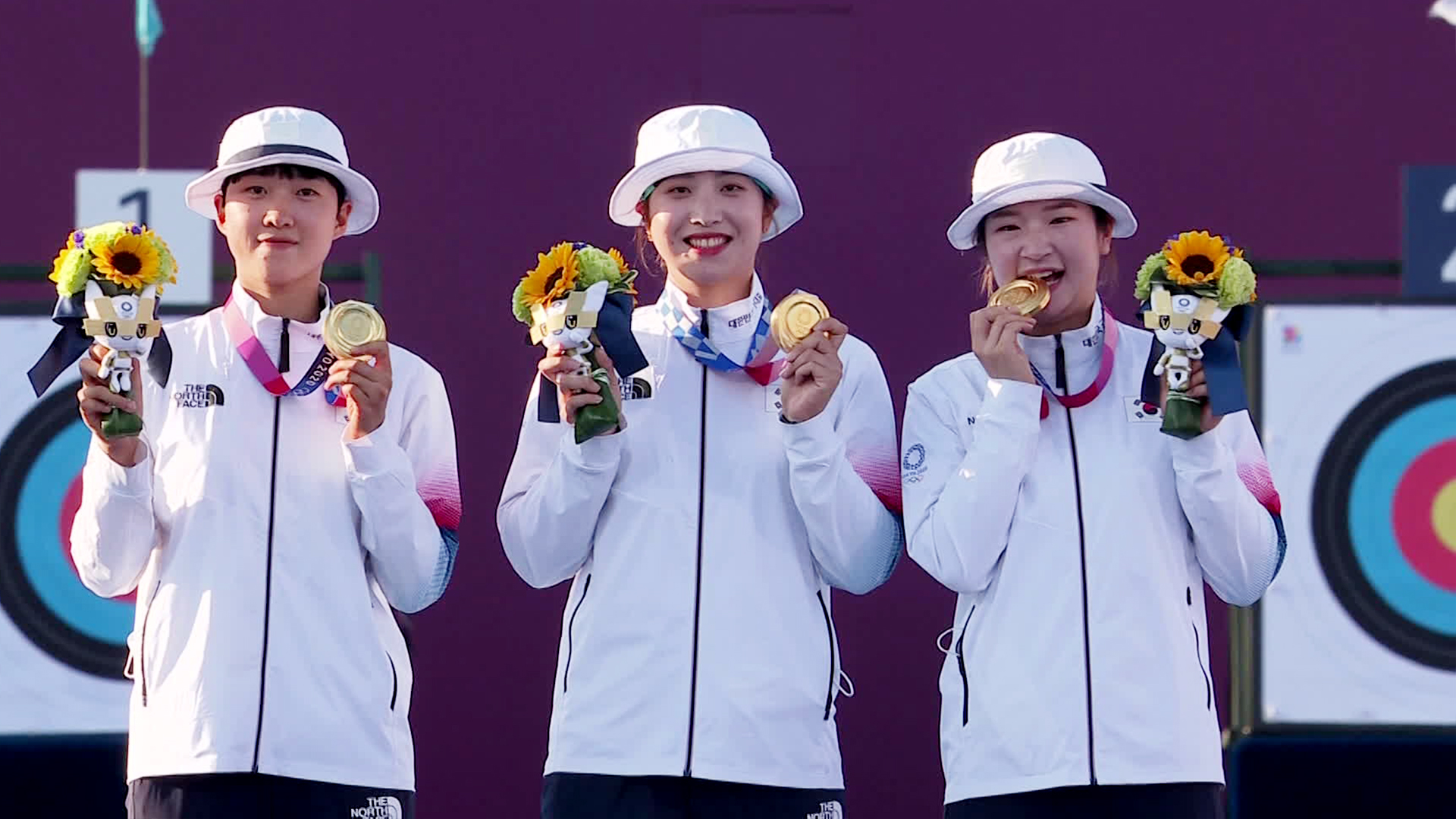 한국 여자 양궁, 9회 연속 올림픽 금메달 신화 썼다!