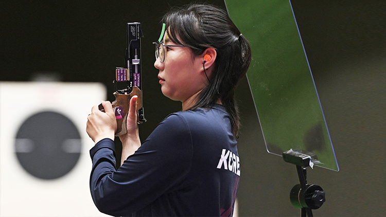 김민정 25m 권총, 슛오프 접전 은…사격 첫 메달