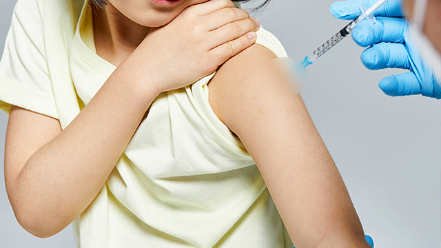 청소년 10명 중 8명 백신 1차 접종…2차 접종률 71%