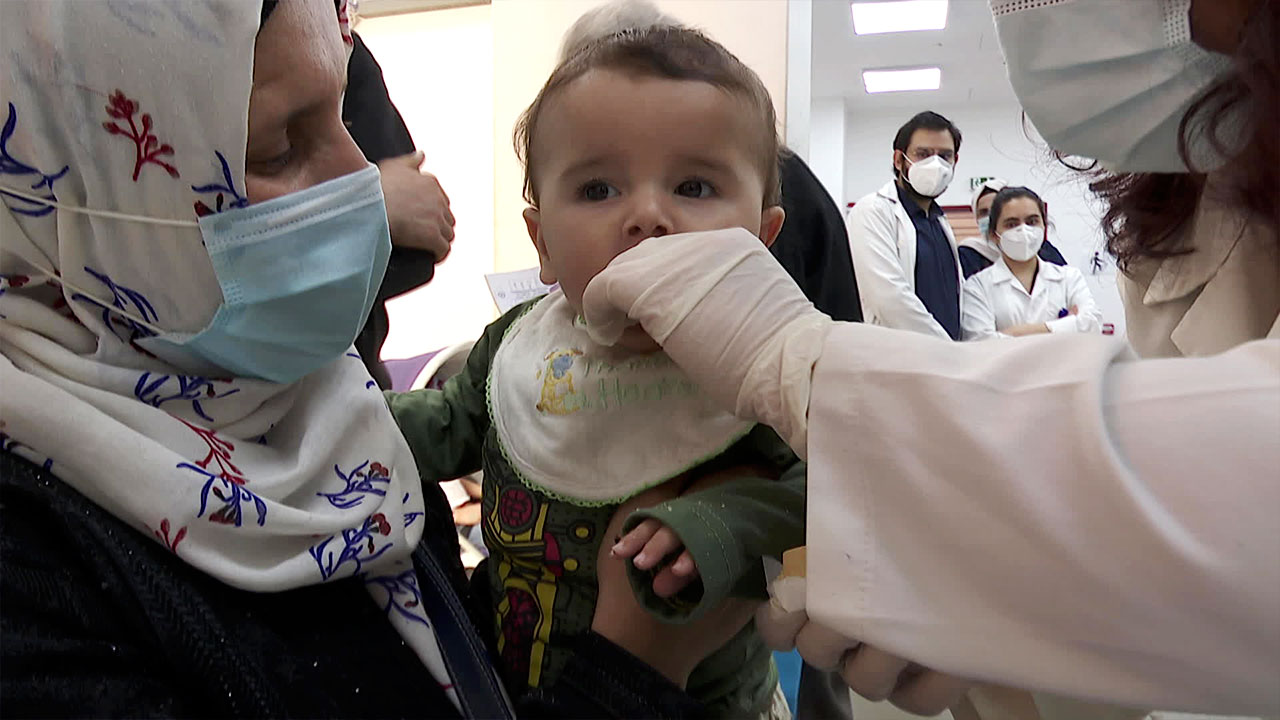 “식량난에 약도 없고 의사는 떠나고”…경제난에 ‘레바논’ 아동 직격탄