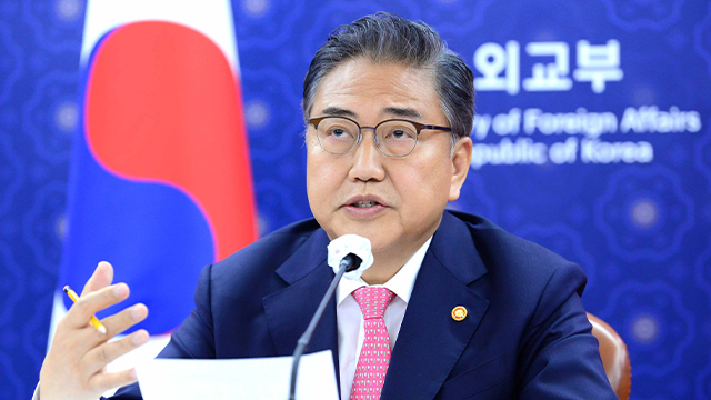박진 외교장관 “한국·우크라 관계 발전 협력 희망”