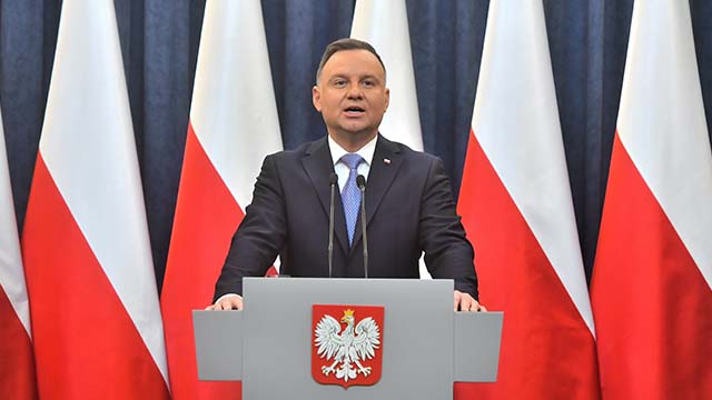 폴란드 대통령 우크라 방문…개전 후 국가원수로 첫 의회 연설