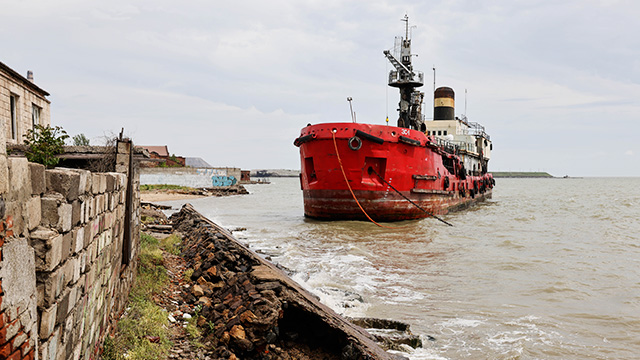 러 “마리우폴항에 발 묶인 외국 선박 출항 위한 안전통로 개설”