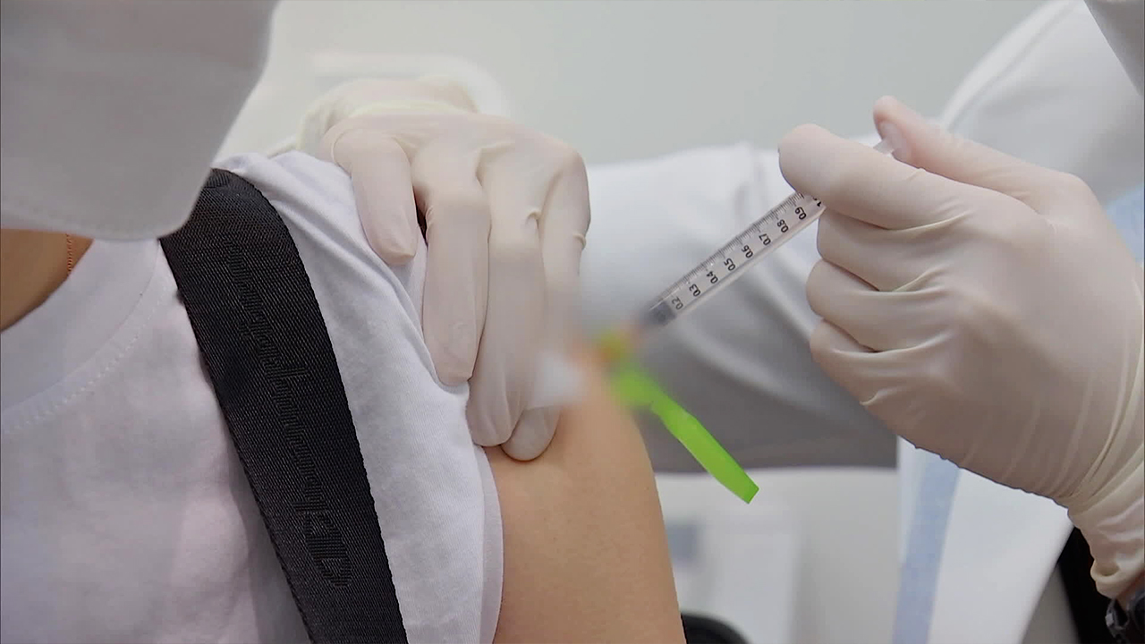 “백신·자연 면역 3개월 뒤 떨어진다”