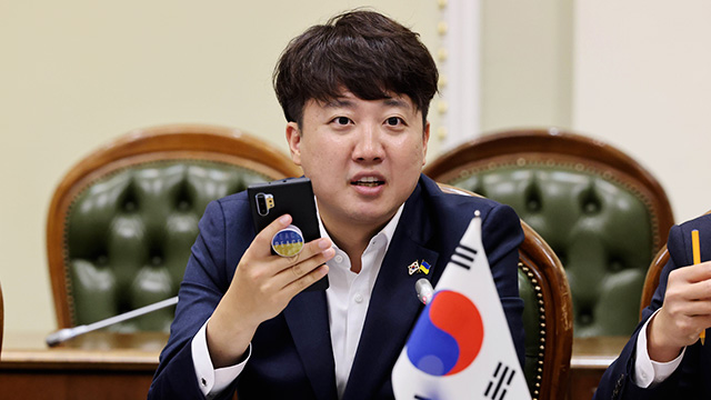이준석, 정진석 향해 “1년 내내 흔들어놓고 싸가지 논하나”