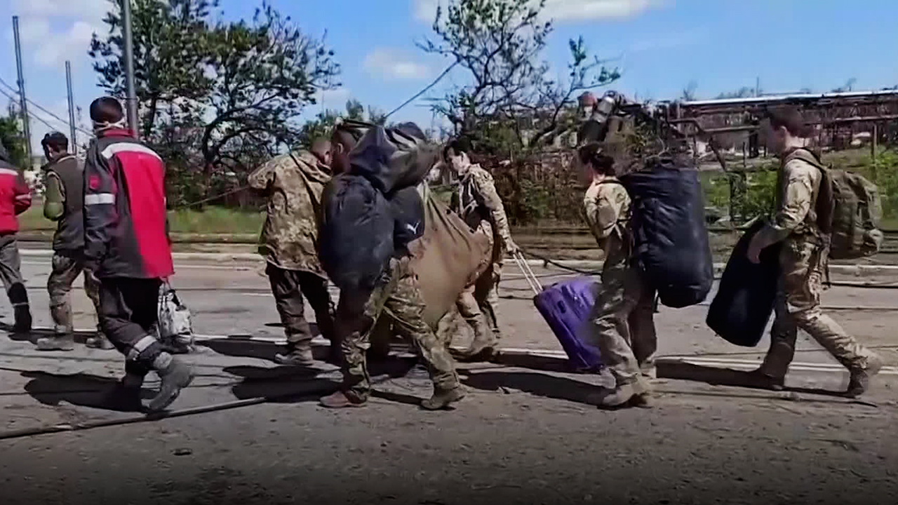 우크라군, 세베로도네츠크서 퇴각…“마리우폴 군인 찾아주세요”