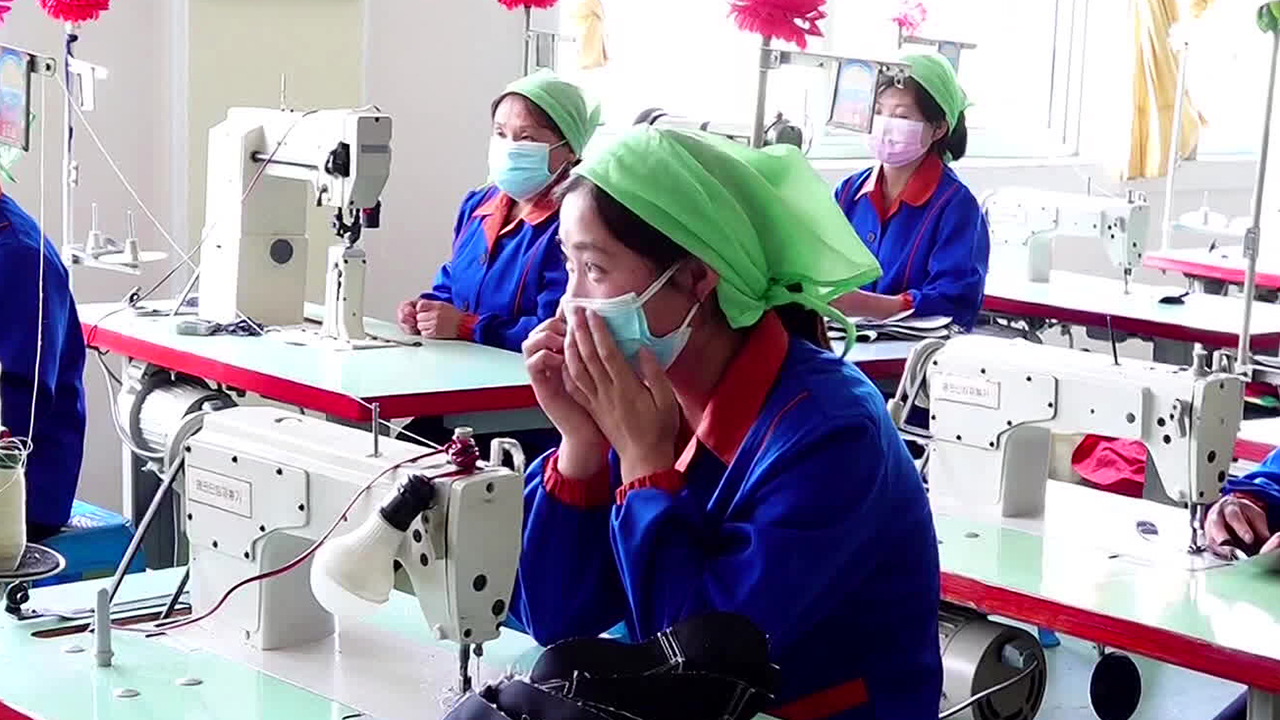 [요즘 북한은] 독감 우려에…다시 “마스크 착용” 외