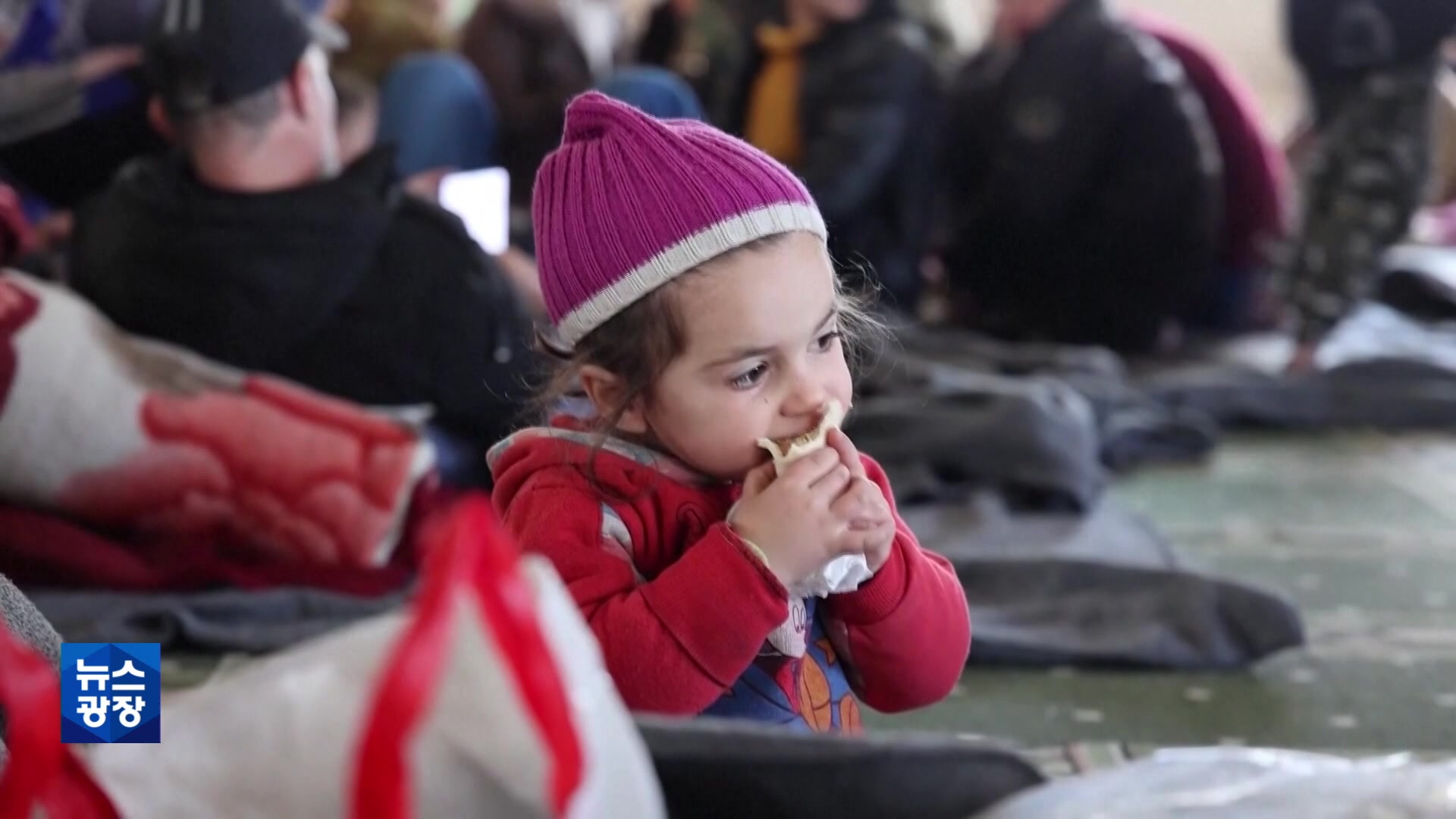 천막 하나에 40명이…잊혀져 가는 시리아 이재민