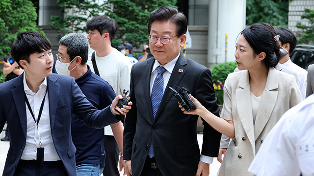 이재명 “제가 이 문자 확보했는데…” 재판에서 故 유한기 문자 공개