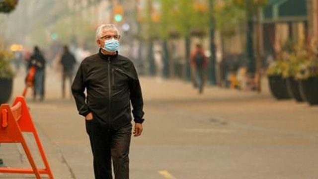 캐나다, 산불로 대기질 최악…당국, 마스크 착용 지침 다시 꺼내