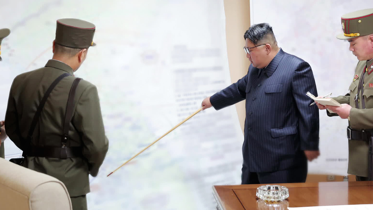 북, ‘남한 점령’ 목표 전군 지휘훈련…“전술핵 타격 훈련 실시”