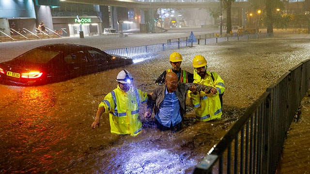 홍콩, ‘139년만 최대’ 시간당 158㎜ 폭우로 물난리…긴급 휴교령
