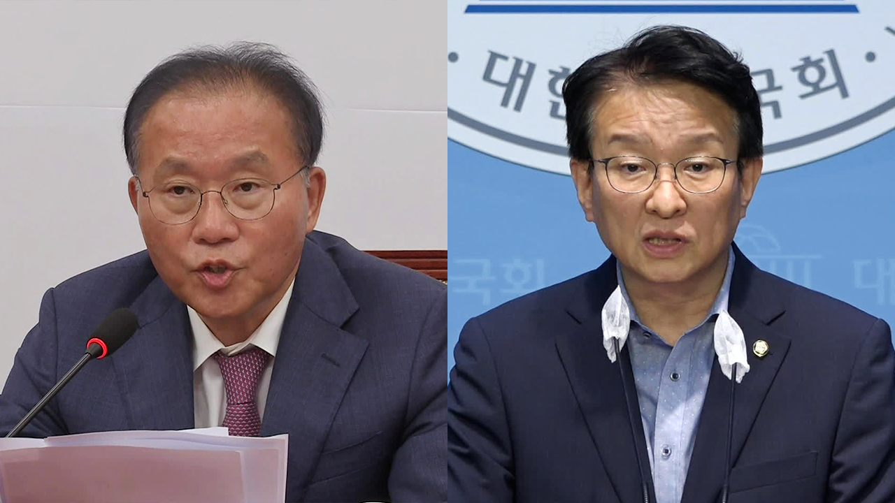 ‘통계조작’ 공방 가열…“文 사과해야” vs “조작 감사”