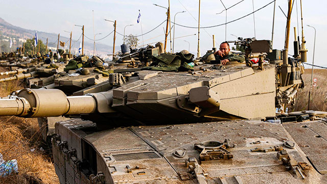 이스라엘, 가자지구 지상군 투입 임박한 듯…탱크 집결·공습 강화