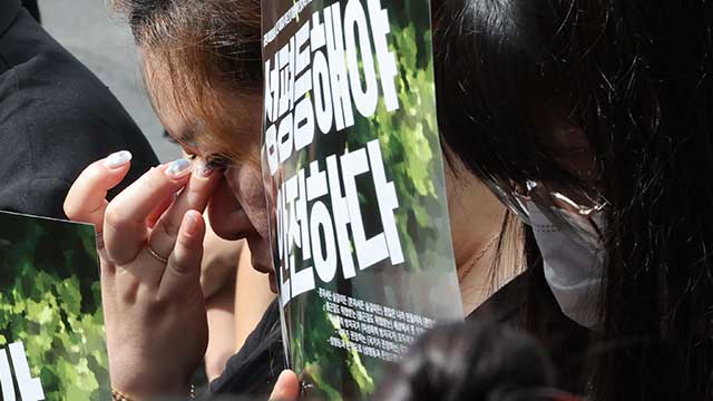 ‘등산로 피살’ 교사 유족 순직 신청…교원 만6천여 명 탄원