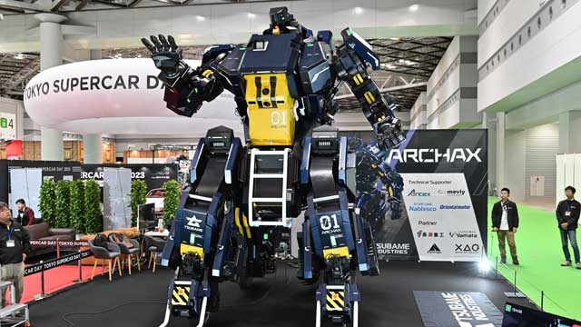 일본 모빌리티 쇼에 등장한 4.5m 탑승형 로봇…“한 대당 36억원” [잇슈 SNS] 