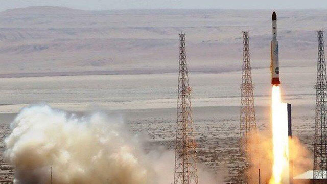 “이란, 위성 ‘소라야’ 발사 성공”