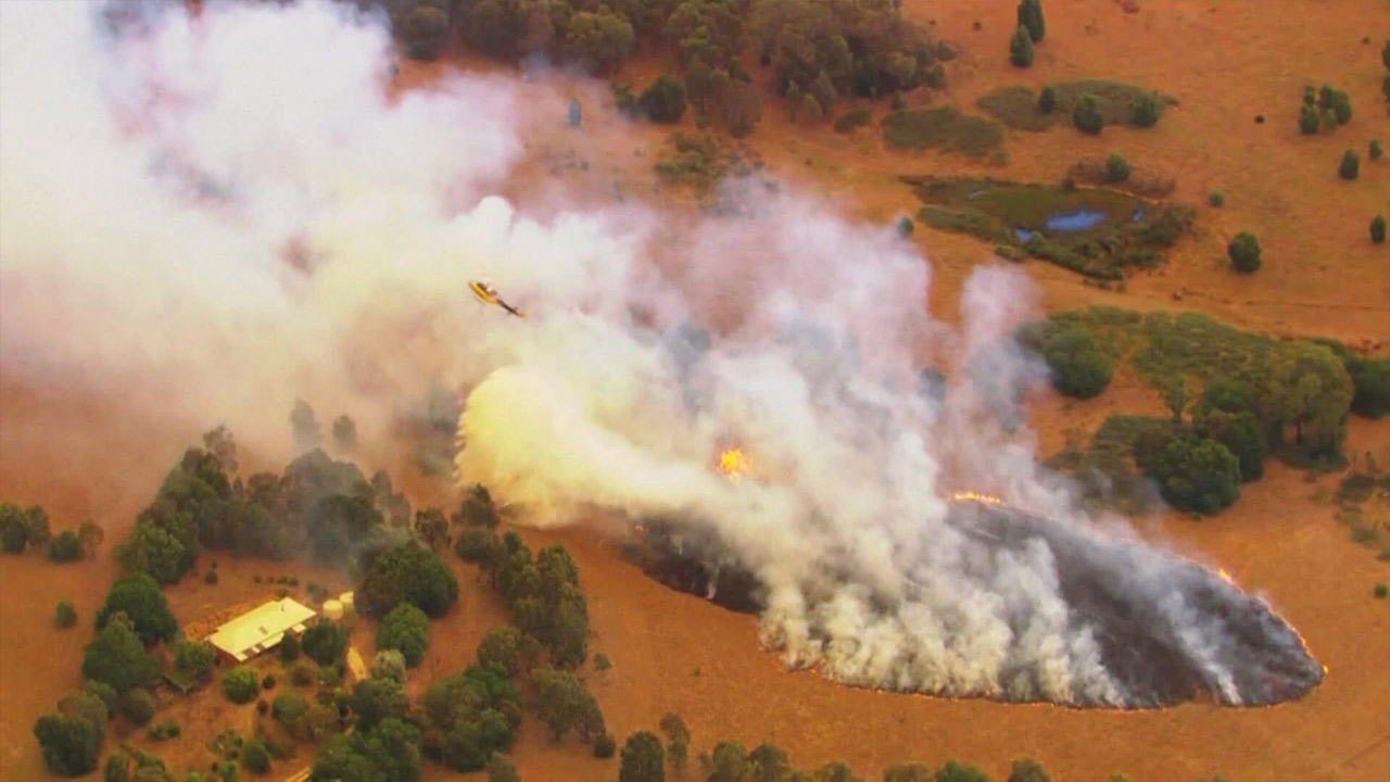 호주 빅토리아주 산불 피해 속출…2천여 명 대피