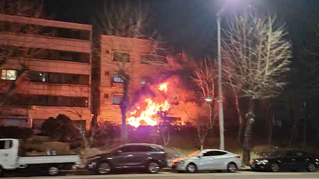 인천 연수구 식당서 불…5명 병원 이송